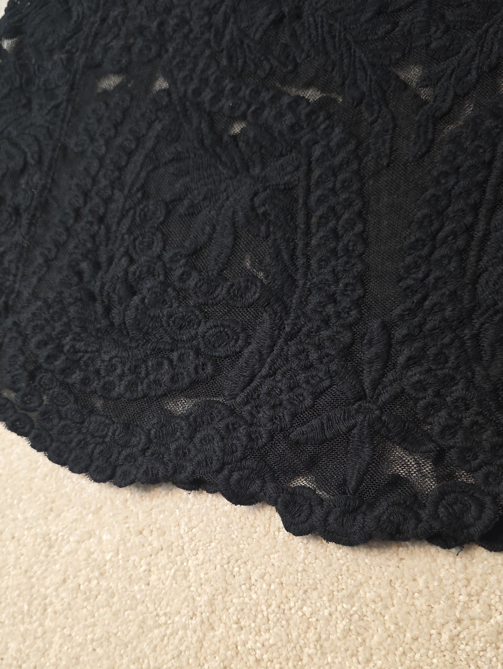 Black Floral Embroidered Mesh Sheer Tank Whimsygoth Feminine Dark Romantic M - Picture 2 of 5